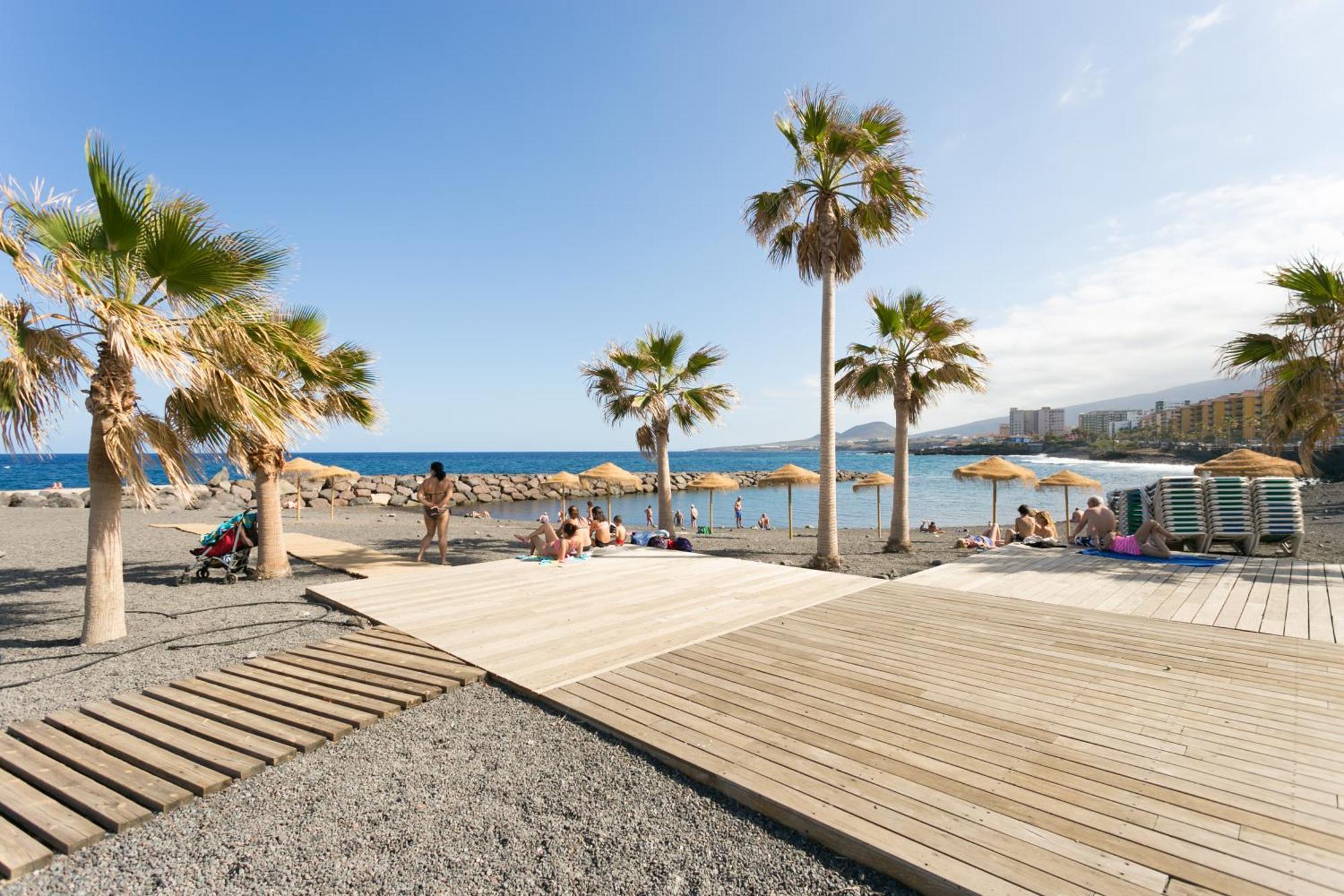 Home2Book Stunning Sea Front Caletillas, Pool กันเดลาเรีย ภายนอก รูปภาพ
