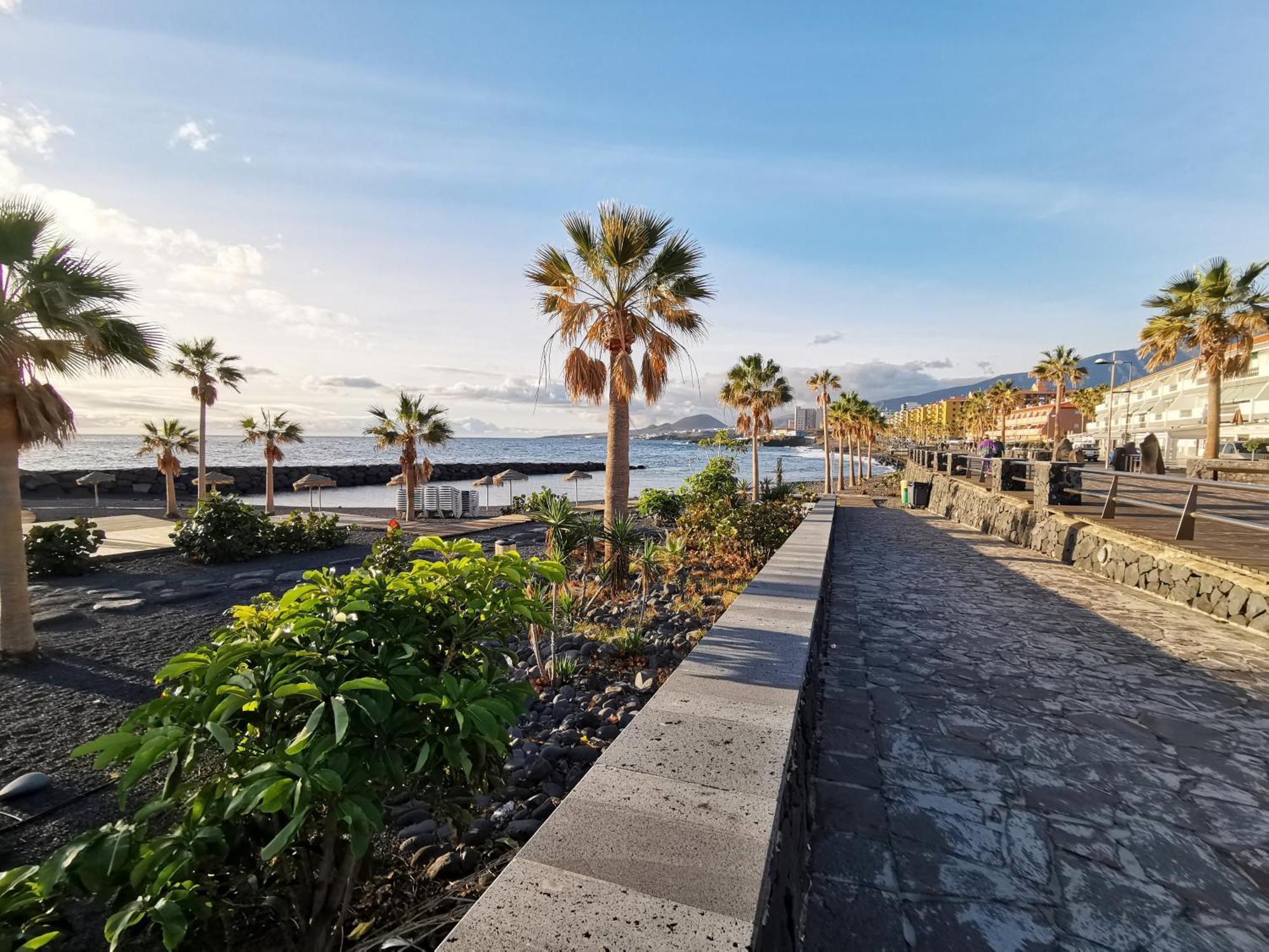 Home2Book Stunning Sea Front Caletillas, Pool กันเดลาเรีย ภายนอก รูปภาพ